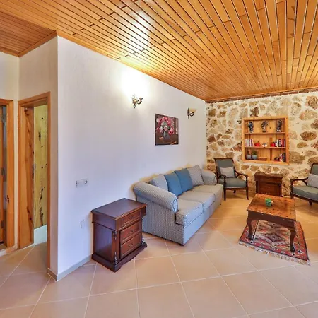 Patara Adonis 1 Kas