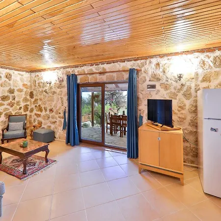 Patara Adonis 1 Hotel 4*